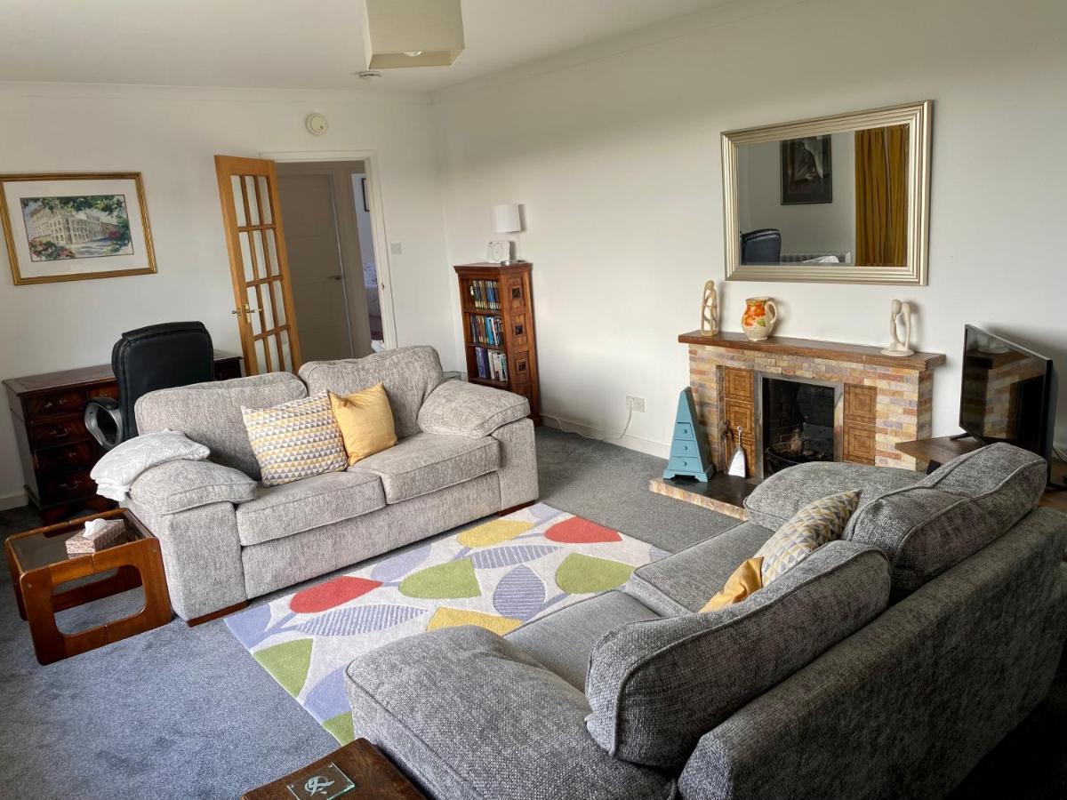 The Sheiling Holiday Home With Gorgeous Views Over The Isles 아리사이그 외부 사진