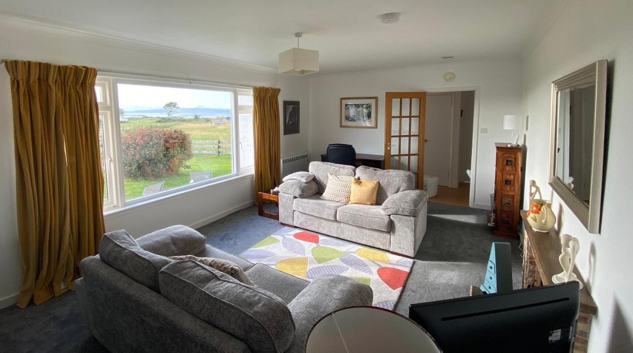 The Sheiling Holiday Home With Gorgeous Views Over The Isles 아리사이그 외부 사진